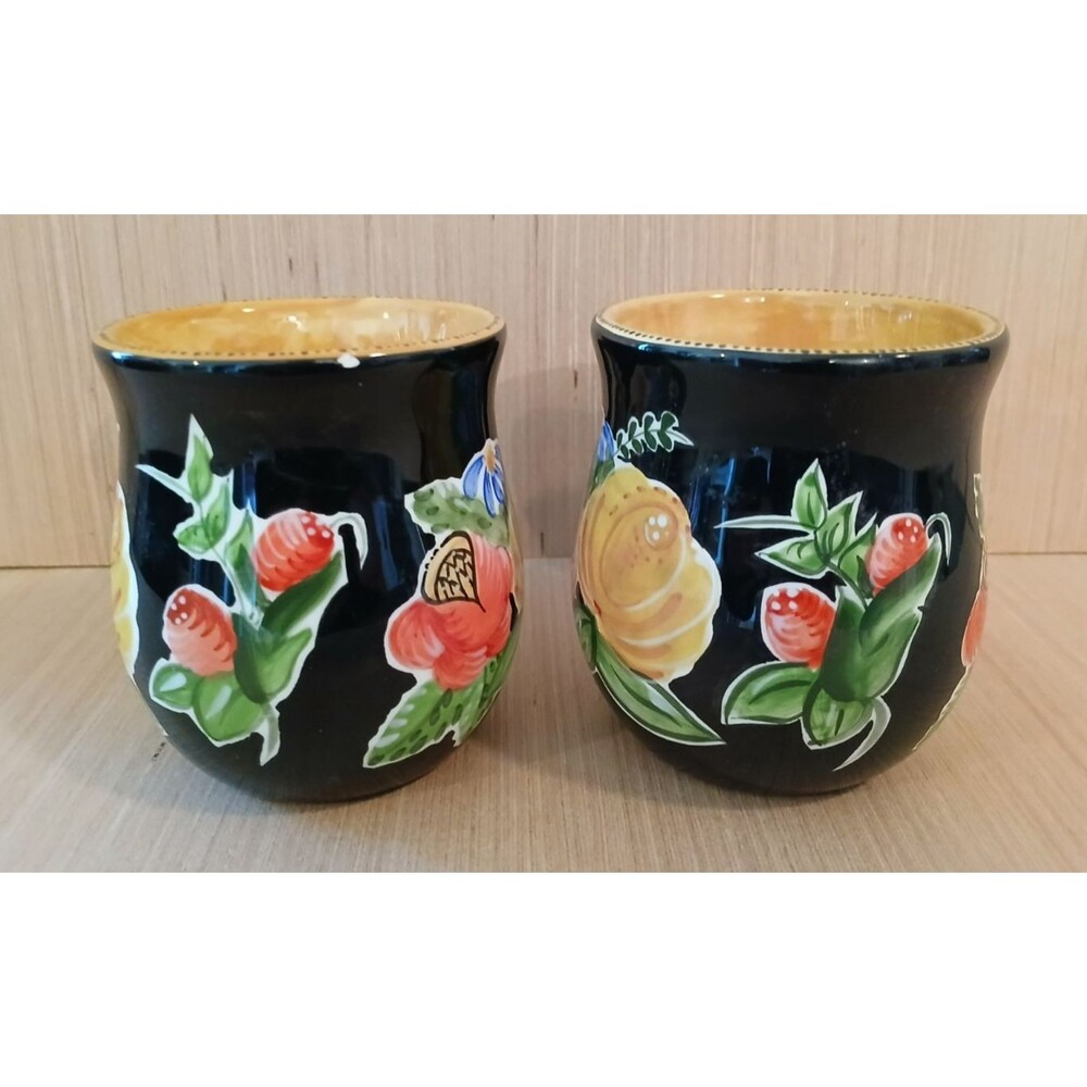 Vintage CBK ltd 2001 Set of 2 Sweetheart Mugs Hearts Flowers Ceramic Small Flaws